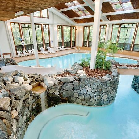 The Summit Resort Вейрс-Бич Экстерьер фото